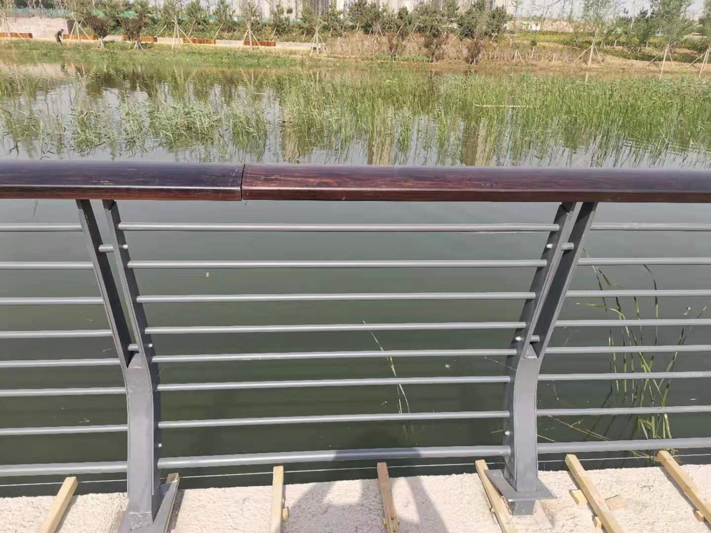 韶关市桥梁防撞护栏河道护栏 - 方案